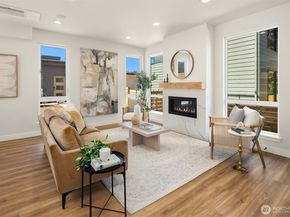 543 16th Avenue W, Kirkland WA 98033