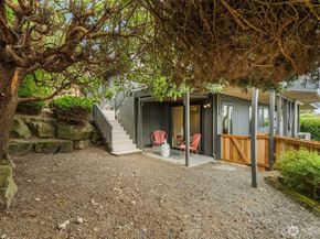 2606 NW 201st Street, Shoreline WA 98177