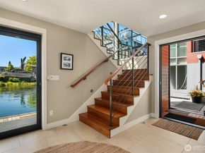2821 Fairview Avenue E 5, Seattle WA 98102