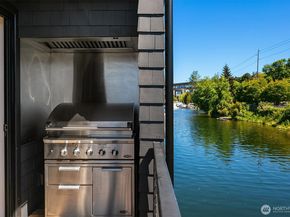 2821 Fairview Avenue E 5, Seattle WA 98102