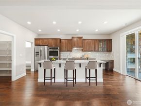 17812 33RD Avenue SE, Bothell WA 98012