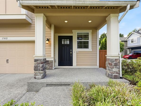 17812 33RD Avenue SE, Bothell WA 98012