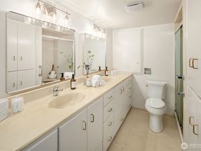 8001 Sand Point Way NE C47, Seattle WA 98115