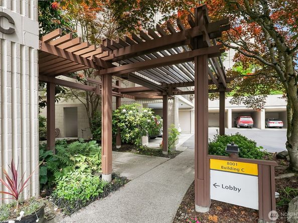 8001 Sand Point Way NE C47, Seattle WA 98115