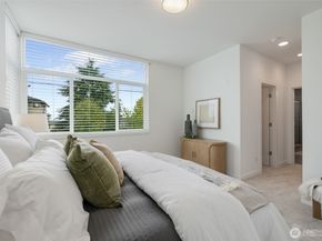 139 22nd Avenue E A, Seattle WA 98112