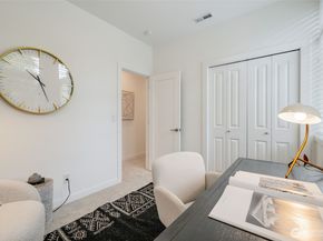 139 22nd Avenue E A, Seattle WA 98112