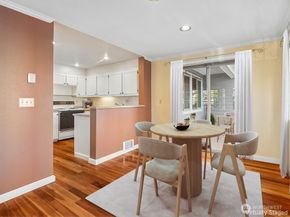 1111 10th Avenue E 20, Seattle WA 98102