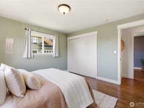 6825 Linden Avenue N, Seattle WA 98103