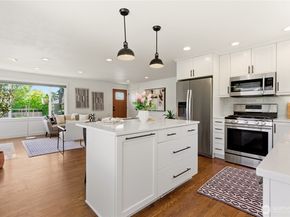 6825 Linden Avenue N, Seattle WA 98103