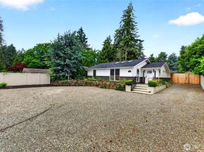 1420 S 359th Street, Federal Way WA 98003