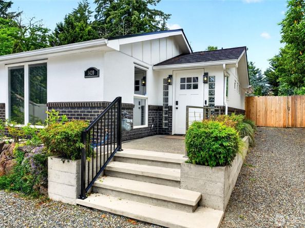1420 S 359th Street, Federal Way WA 98003