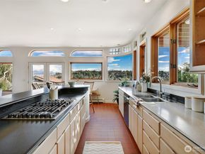 3951 Dayton Avenue N, Seattle WA 98103