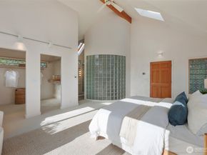 3951 Dayton Avenue N, Seattle WA 98103