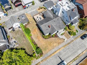 3722 SW Grayson Street, Seattle WA 98126