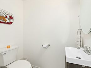 237 S 186th Street, Burien WA 98148