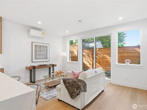 11731 Durland Avenue NE, Seattle WA 98125