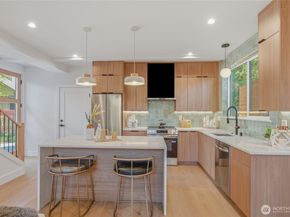 11731 Durland Avenue NE, Seattle WA 98125