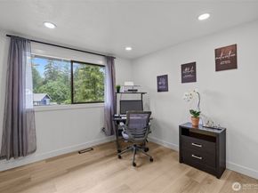 16031 SE 167th Place, Renton WA 98058