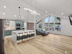 16031 SE 167th Place, Renton WA 98058