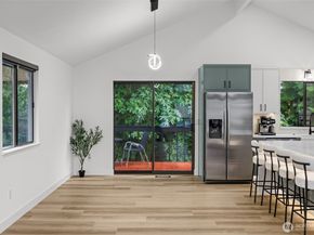 16031 SE 167th Place, Renton WA 98058