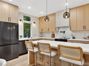 4529 Corliss Avenue N, Seattle WA 98103