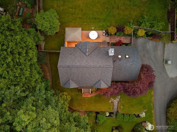 5791 Wimsey Lane NE, Bainbridge Island WA 98110