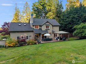 5791 Wimsey Lane NE, Bainbridge Island WA 98110