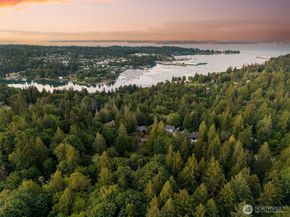 5791 Wimsey Lane NE, Bainbridge Island WA 98110