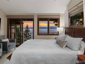 15718 72nd Avenue W, Edmonds WA 98026