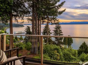 15718 72nd Avenue W, Edmonds WA 98026