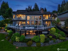 15718 72nd Avenue W, Edmonds WA 98026