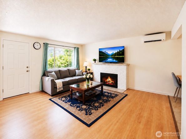 10246 Renton Avenue S, Seattle WA 98178
