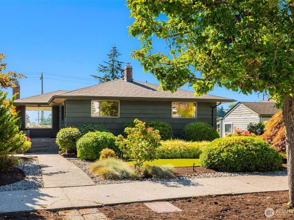4837 46th Avenue SW, Seattle WA 98116