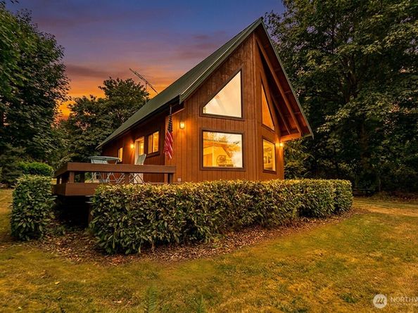 55 A Snohomish Way, Hat Island WA 98206