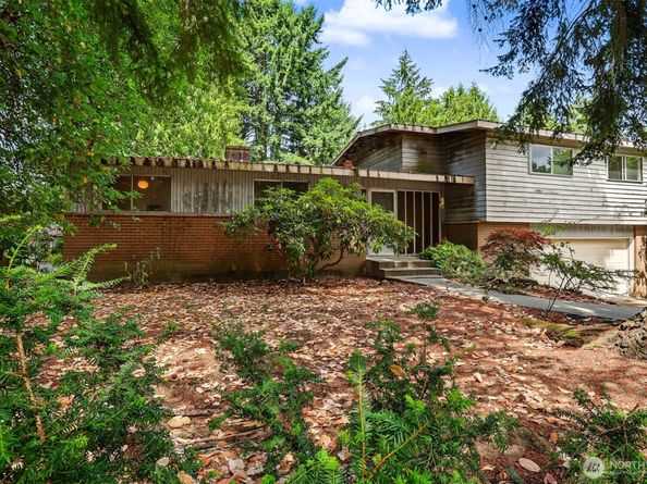 5210 NE 190th Street, Lake Forest Park WA 98155