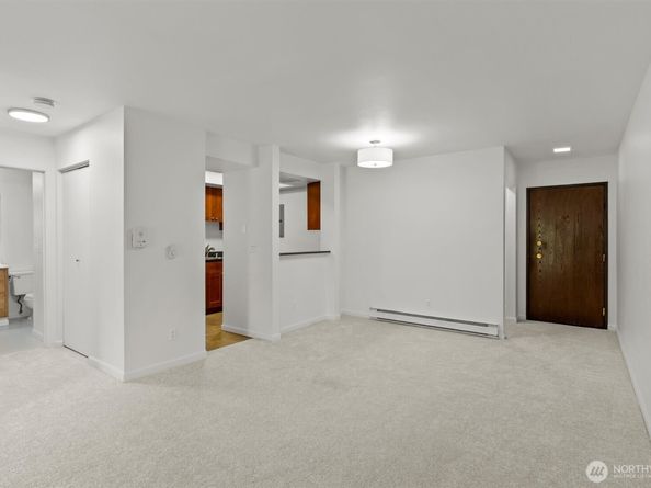 14665 NE 34th St B21, Bellevue WA 98007