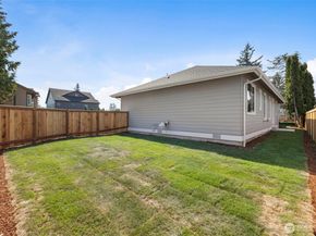 11014 6th Avenue W B, Everett WA 98204