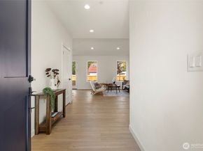 11014 6th Avenue W B, Everett WA 98204