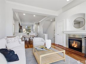 1439 Huckleberry Cir, Issaquah WA 98029