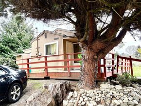 10028 30th Avenue SW, Seattle WA 98146