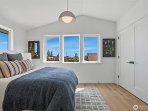 8332 24th Avenue NW, Seattle WA 98117