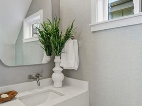 8332 24th Avenue NW, Seattle WA 98117