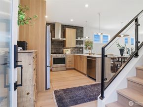 8332 24th Avenue NW, Seattle WA 98117
