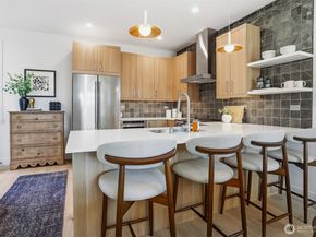 8332 24th Avenue NW, Seattle WA 98117