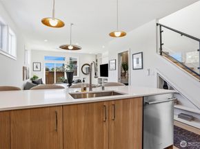 8332 24th Avenue NW, Seattle WA 98117