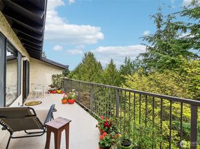 17918 23rd Lane NE 302, Shoreline WA 98155