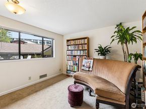 17918 23rd Lane NE 302, Shoreline WA 98155