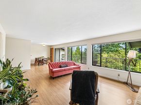 17918 23rd Lane NE 302, Shoreline WA 98155