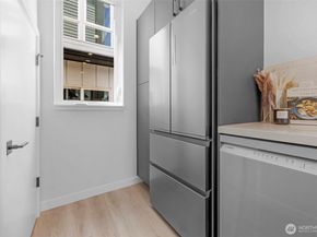6727 Carleton Avenue S B, Seattle WA 98108