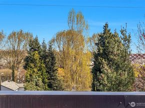 6727 Carleton Avenue S B, Seattle WA 98108